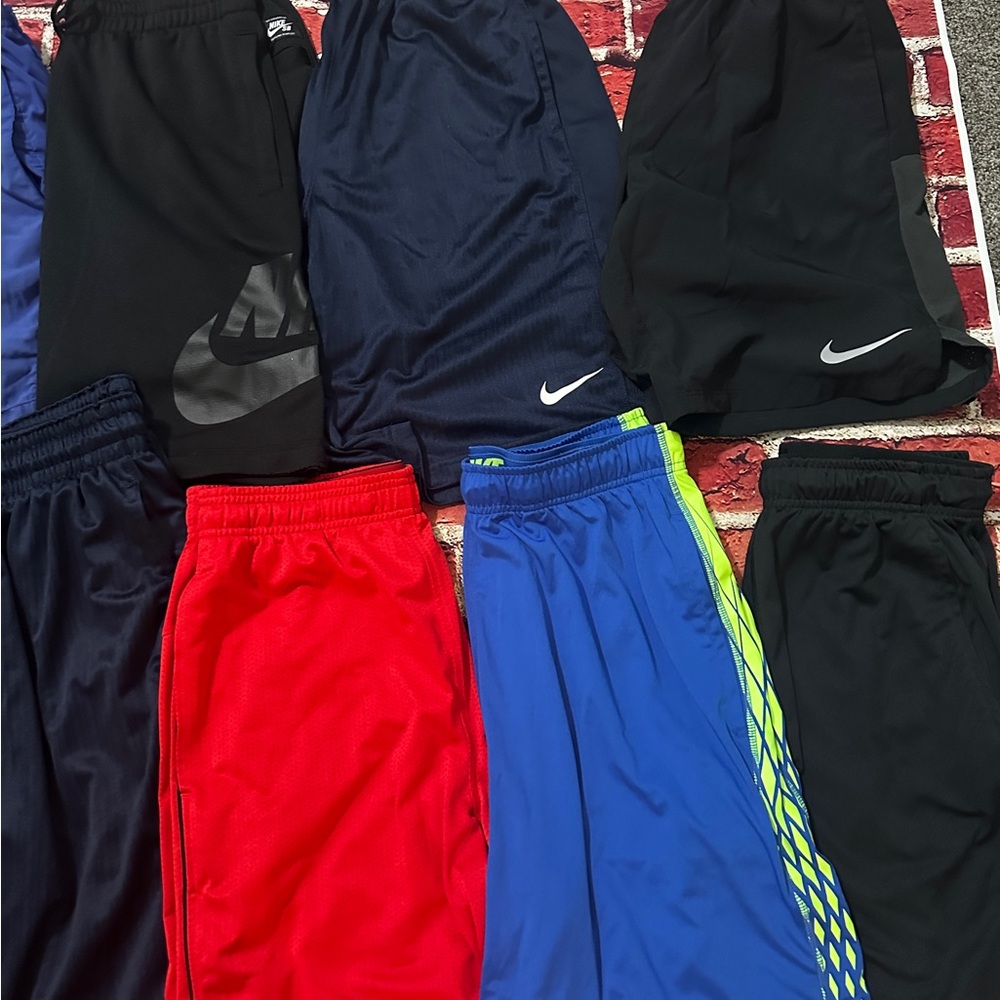 Men shorts bundle size large - image 5